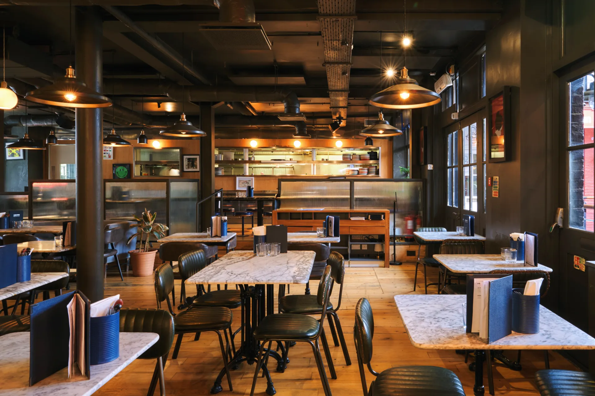 Paradiso Restaurant image
